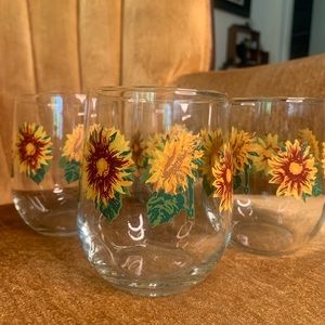 Set of 4 Sunflower Stemless Wine Glasses